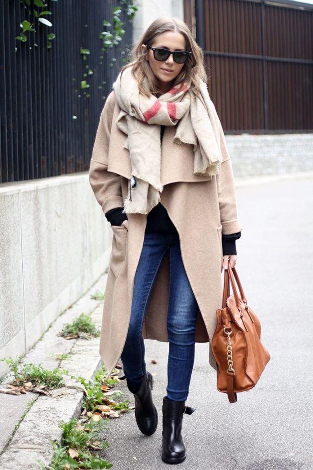 How To Style Oversized Scarves For Women: Trend Is Back 2023