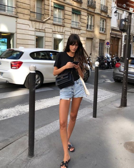 French Style Women Tips: Parisian Outfits 2023