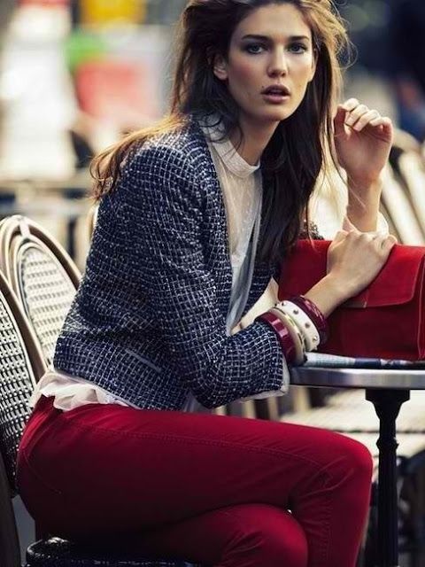 French Style Women Tips: Parisian Outfits 2023