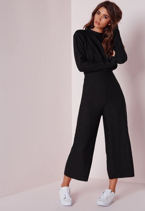 how to accessorize a black jumpsuit