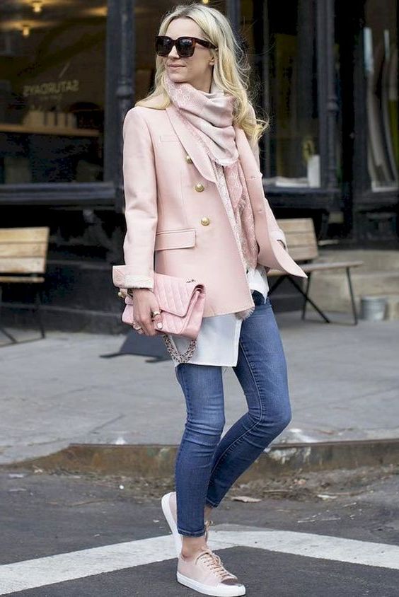 pastel colors casual outfit