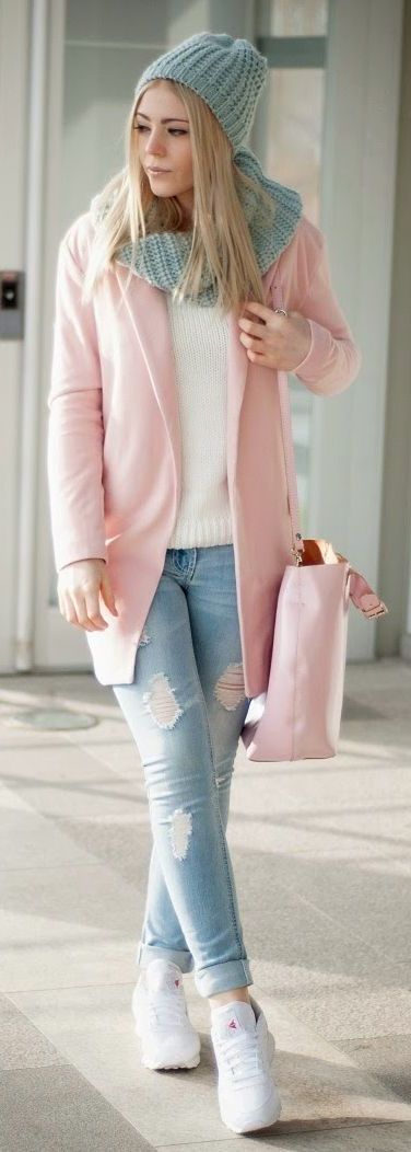 pastel outfit for female