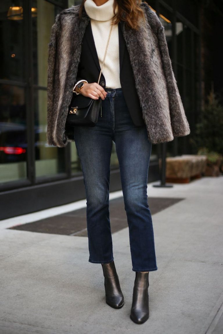 What Pants Are In Style Right Now For Women 2023