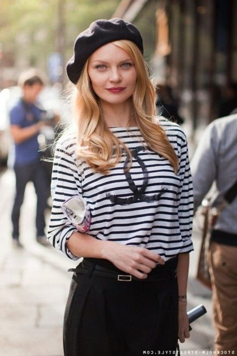 French Style Women Tips: Parisian Outfits 2023