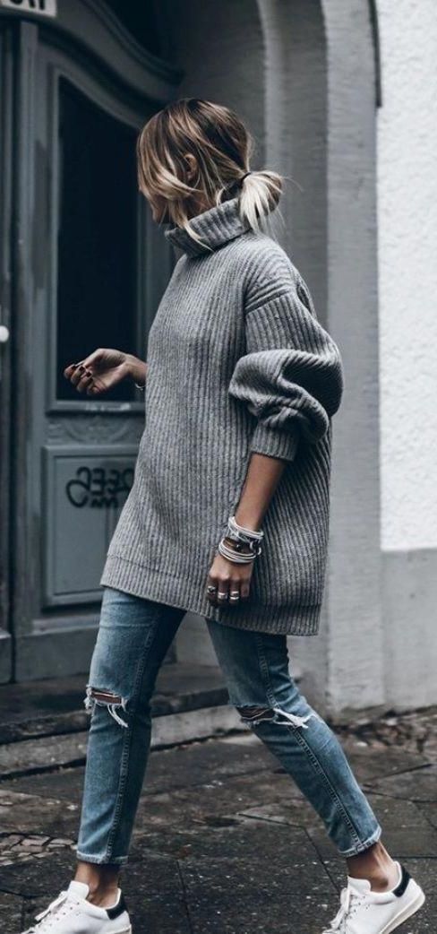 Oversized Sweaters For Women: Trendy Knitwear 2022