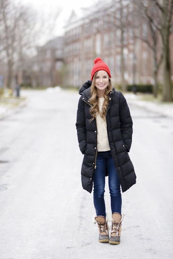 Winter Essentials For Women: Street Style Ideas 2022