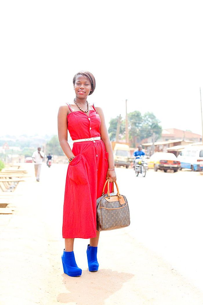 blue dress and red shoes combination