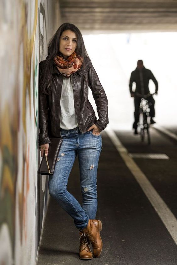 Black Leather Jackets For Women That Look Insanely Hot 2023