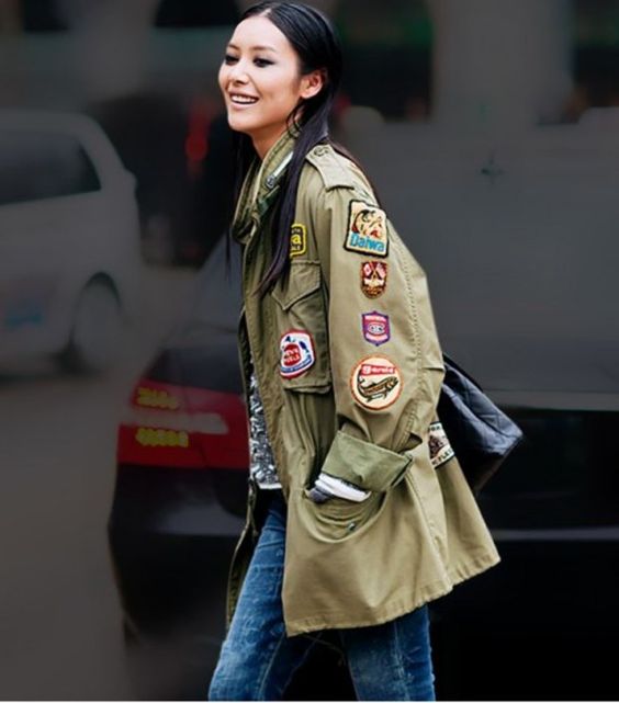 How To Wear Utilitarian Cargo Jackets For Women 2023