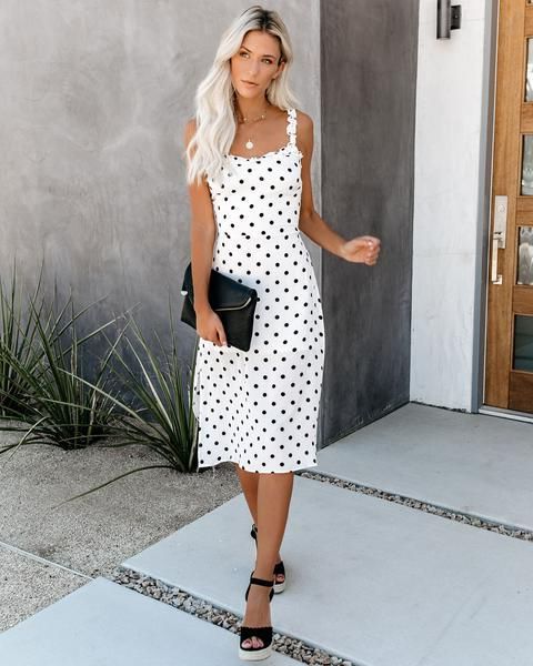 How To Wear White Dresses: Simple Style Guide For LWD 2023