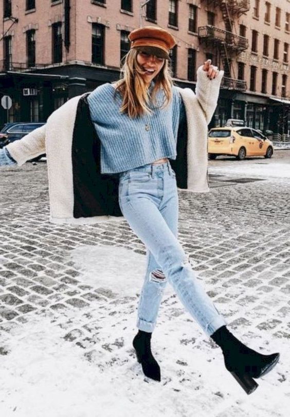 Best Ways To Wear Crop Sweaters: Winter Awesome Tips And Tricks 2022