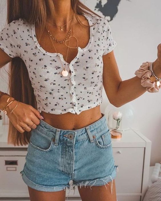 How To Wear Crop Tops For Summer 2022