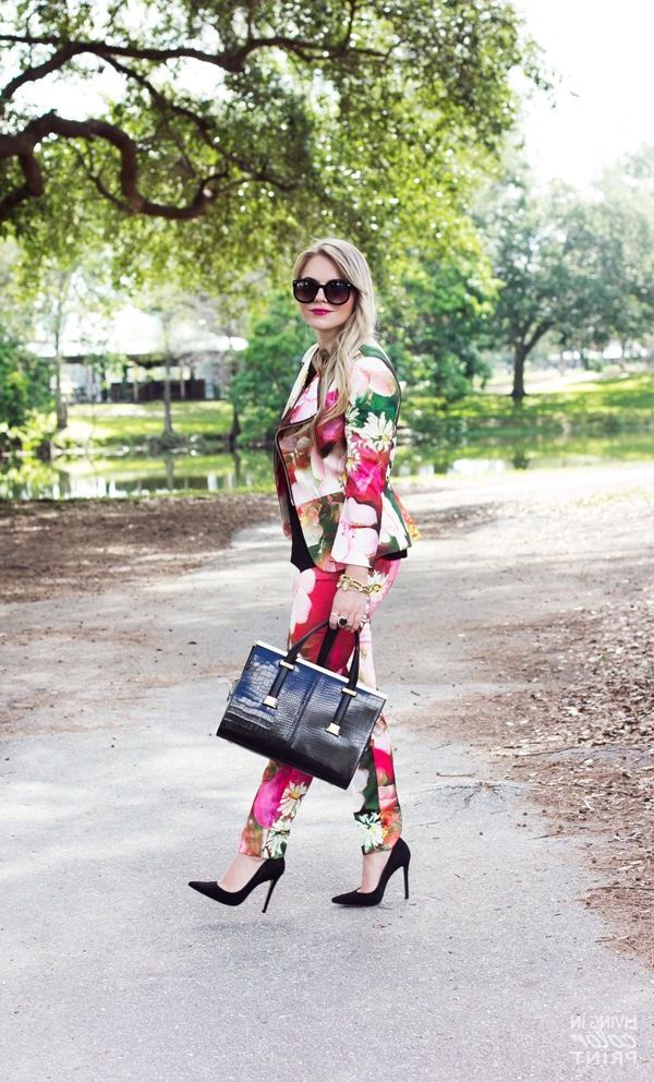 Ways To Style Floral Suits Like a Fashion Expert 2023