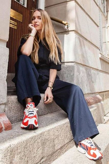 wide leg pants and sneakers outfit