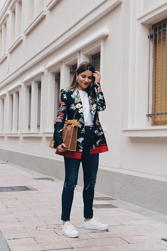 floral blazer outfit