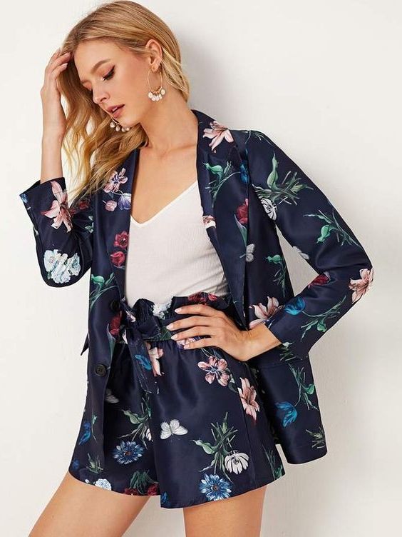 Floral Blazers For Summer: Best Combos And Ideas 2023