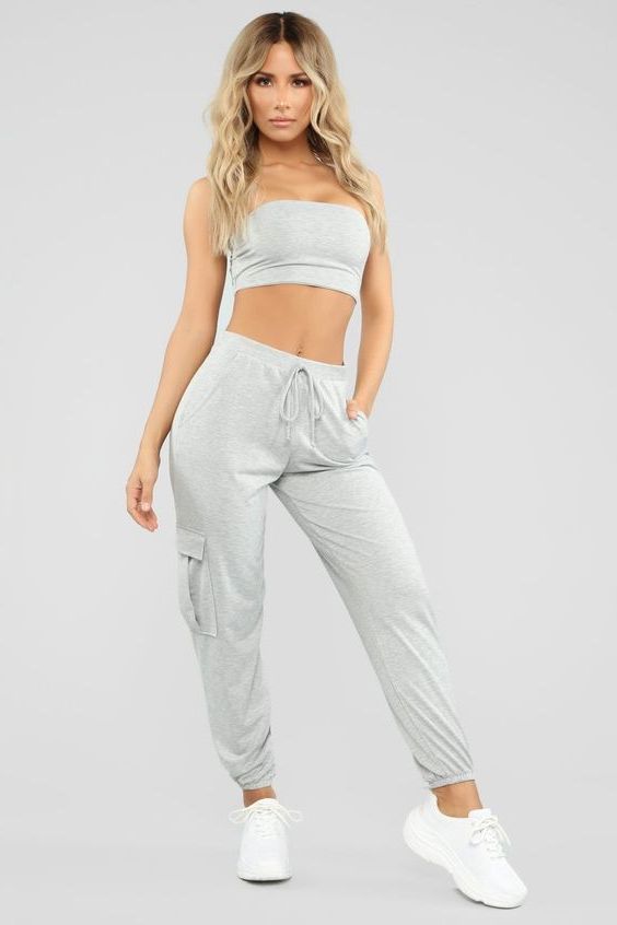 How To Wear Joggers For Women In The Streets 2023