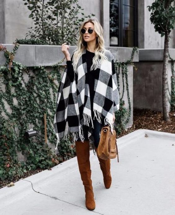 Complete Guide: How To Wear A Poncho (40+ Outfit Ideas) 2022