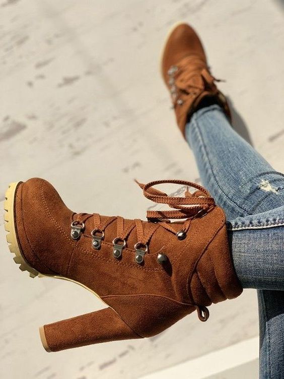 How Women Should Wear Timberland Boots 2023