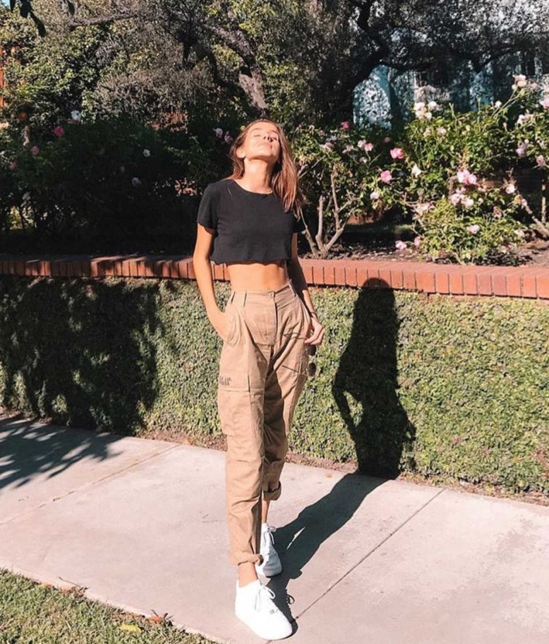 35+ Ways How To Wear Cargo Pants For Women 2022