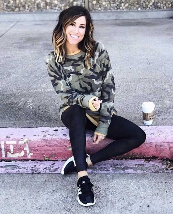 Black Leggings 44 Outfit Ideas For Women To Try Next Week 2023