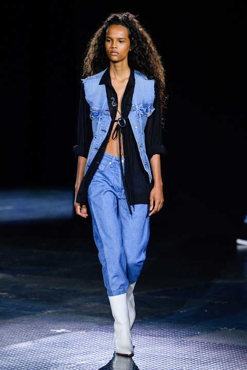 Must Have Denim For Spring For Women: Simple Ideas To Try Now 2023