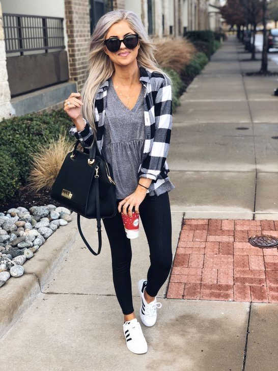 55+ Leggings Outfit Ideas That Are Hot Right Now  Outfits with leggings,  Outfits invierno, Cute outfits with leggings