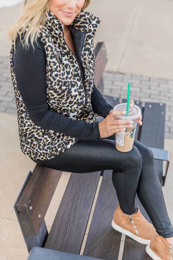 Black Leggings 44 Outfit Ideas For Women To Try Next Week 2023