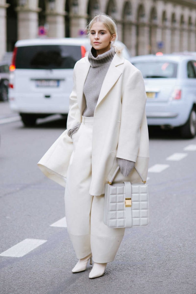 How To Wear All White Look For Women 2022