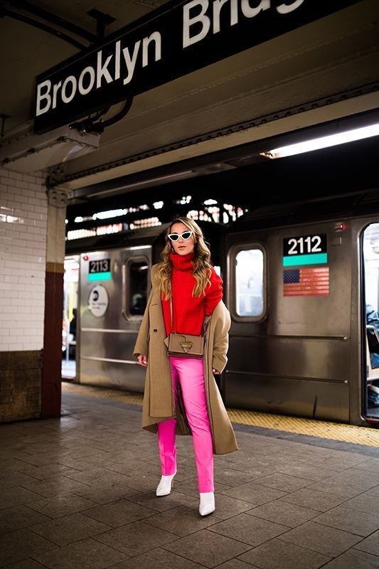 What To Wear In The Metro This Fall 2022