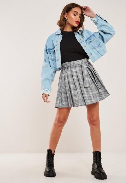 Skater Skirts Looks To Invest: Street Style Update 2022